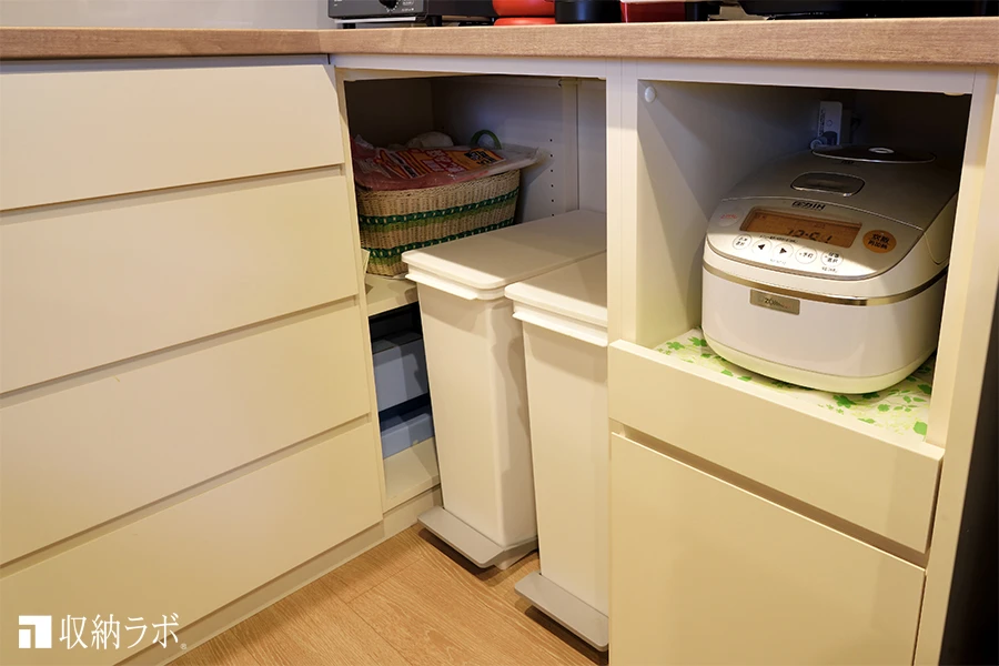 食器棚・カップボードにゴミ箱を収納！キッチンのお悩み解決策を教えちゃいます！