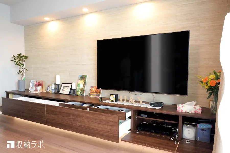 めっさお洒落な大きいテレビボードです！！