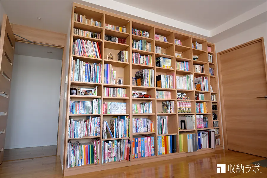 自分だけの本棚で理想を叶える オーダー家具のインテリアコーディネート事例