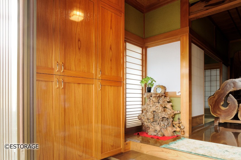 日本住宅に合わせたけやきの玄関収納２