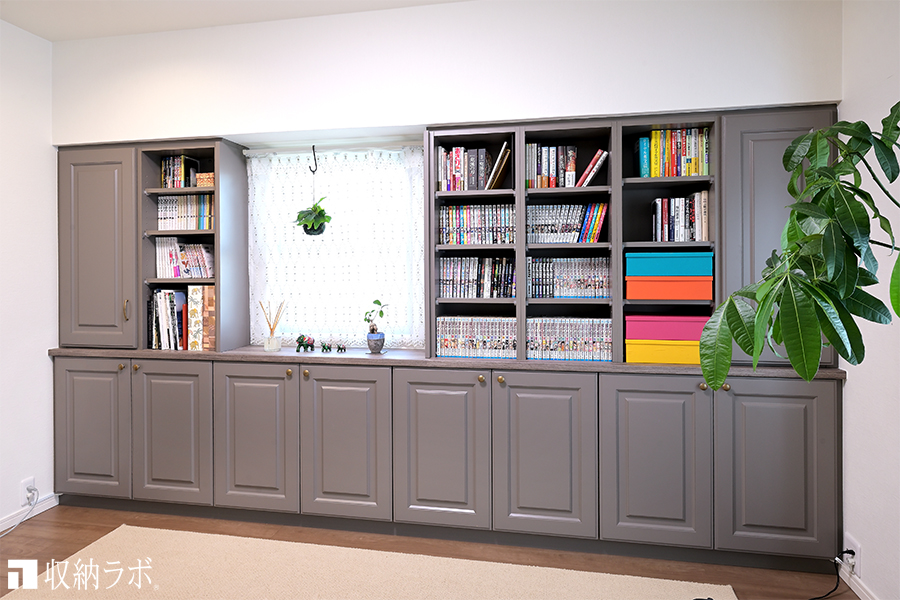 本棚には大容量で耐久性のある、収納スペースを実現