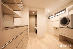 機能的なランドリールームを実現したオーダー家具